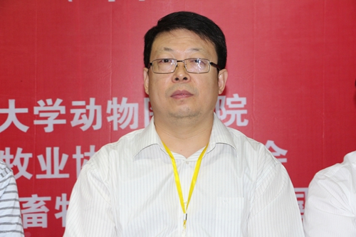 河北农业大学教授正欣源药业总工程师武现军教授做主题报告
