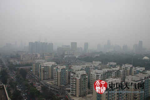 天津出现雾霾天气 16日将达最严重阶段