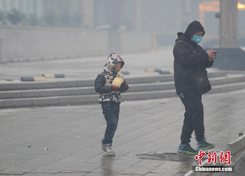 江南华南低温阴雨 东北华北黄淮雾霾滋生