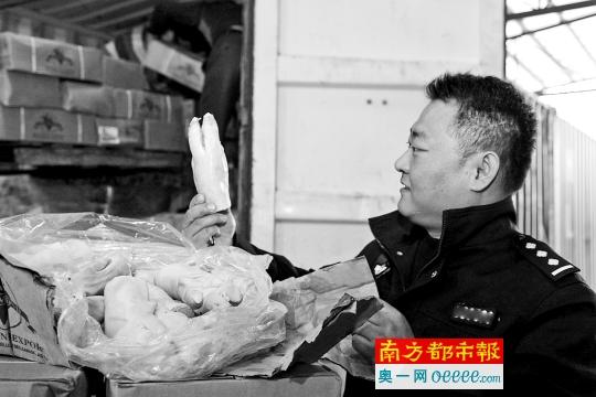 江门警方查扣了1200吨猪手鸡脚 大部分来自疫区